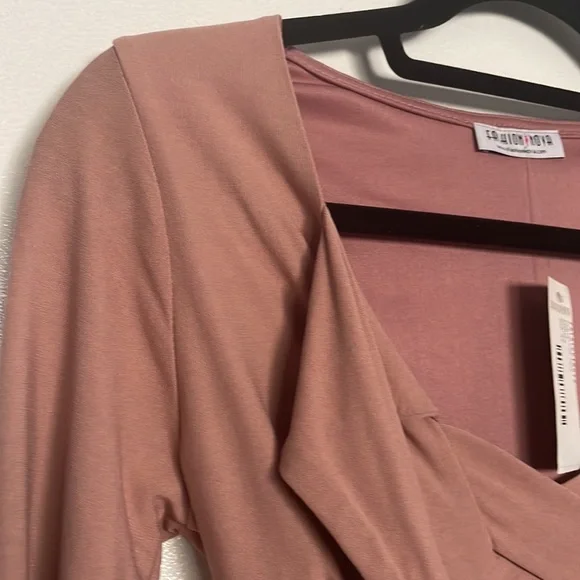 NWT blush pink long sleeve dress - Picture 5 of 6